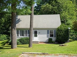 570 Franklin St, Wrentham, MA 02093