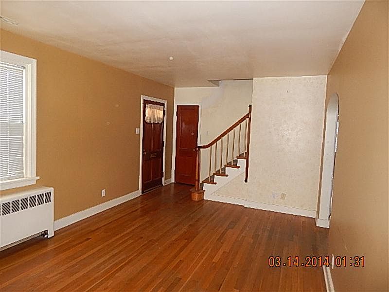 2nd image of 2208 Rawlings St