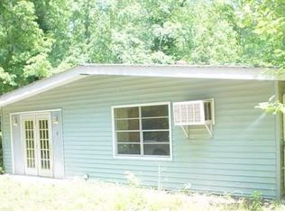 6 Coleman Dr, Travelers Rest, SC 29690