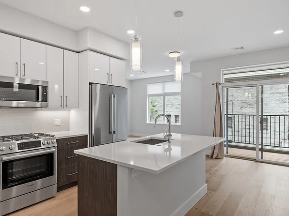 124 Highland Ave #103, Somerville, MA 02143