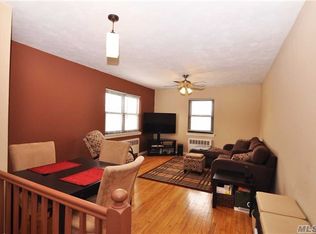 7367 217th St, Bayside, NY 11364