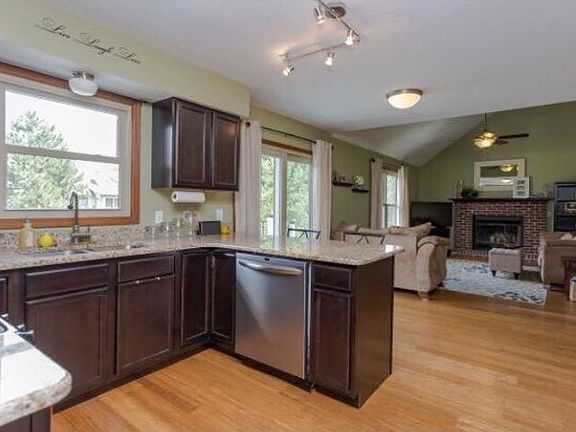 5th image of 25324 Ramblehurst Dr