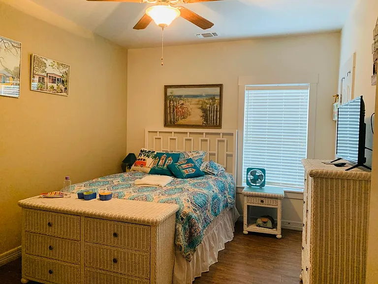 204 Sailhouse Way — Photo 3