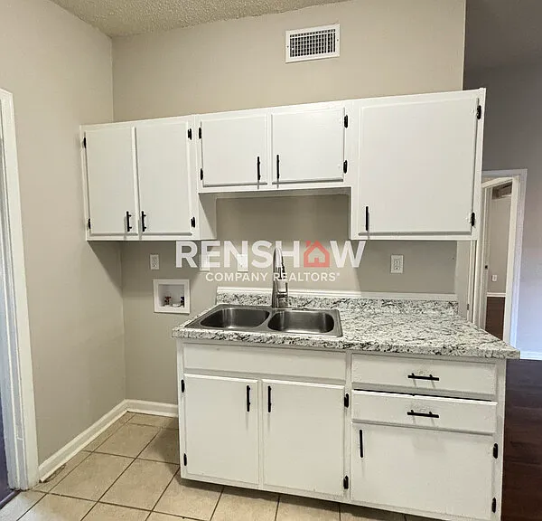 3479 Pine Ridge Ln — Photo 5