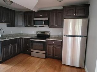 232 Robeson St, Fall River, MA 02720