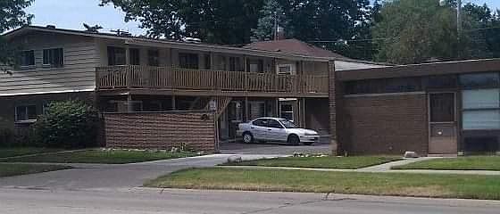 1st image of 1758 Oak St #5