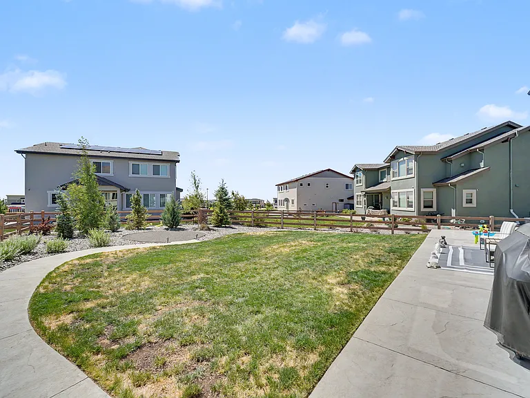 6339 Knapp Dr — Photo 44