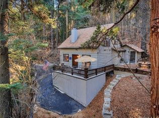 818 Cottage Grove Rd, Lake Arrowhead, CA 92352