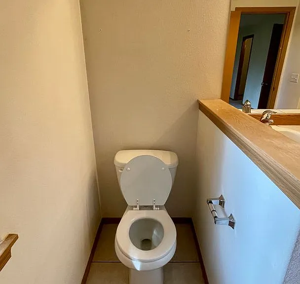 17535 Clear Lake Blvd SE — Photo 35