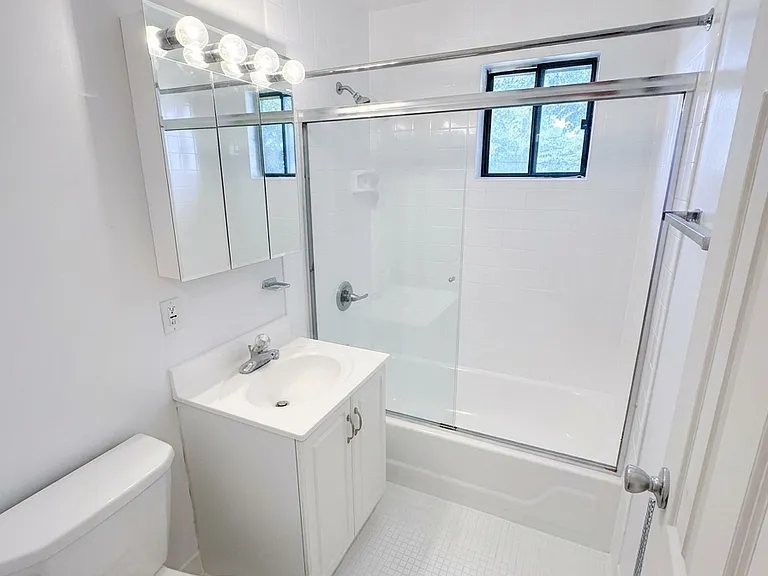 127 Gales Dr #B14 — Photo 10
