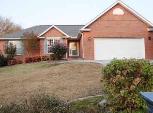 7218 Emerald Heath Rd, Powell, TN 37849