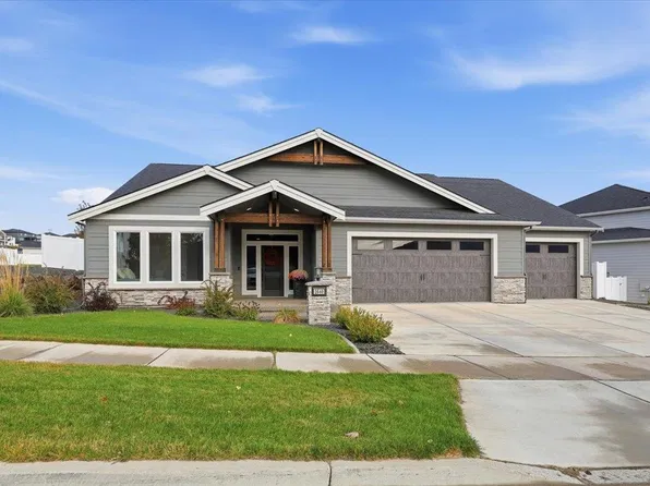2640 S Summit Estates Dr, Greenacres, WA 99016