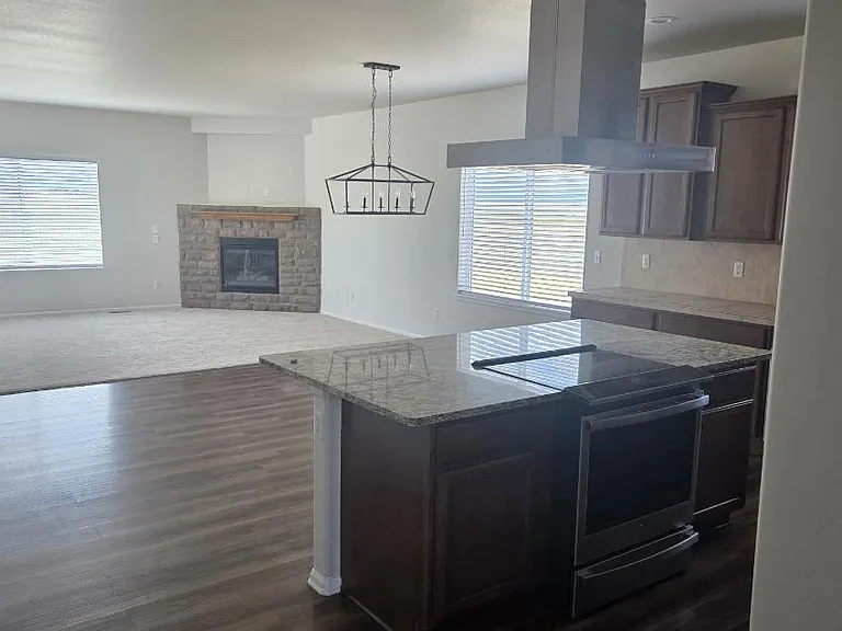 28345 Dylon Cir — Photo 2