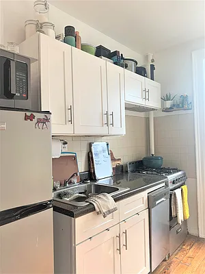 Rented by Virtual Real Estate | media 32