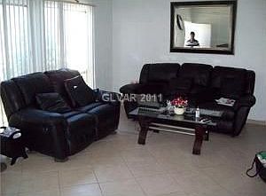 2nd image of 1875 La Vante Ave