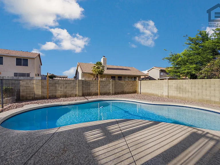 7202 W Corrine Dr — Photo 47