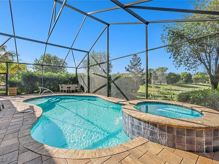 23273 Salinas Way — Photo 34