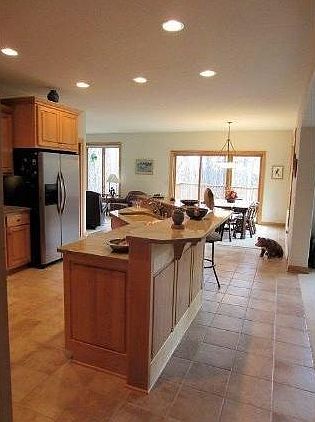 5th image of 1005 Silverwood Pl