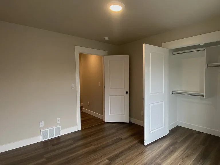 3131 N 1625 E — Photo 9