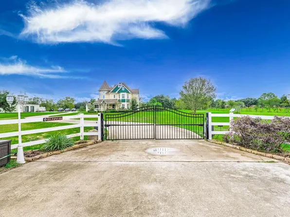 5726 Casey Road, Santa Fe, TX 77517