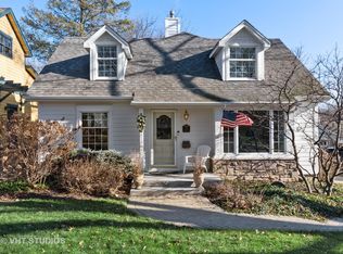 324 S Wright St, Naperville, IL