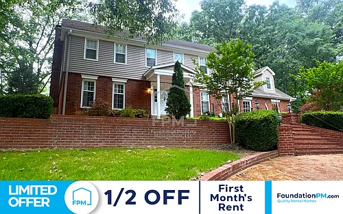 7939 Dovie Ln Photo 1