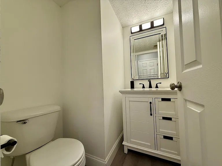 8163 Royal Elm Dr — Photo 10