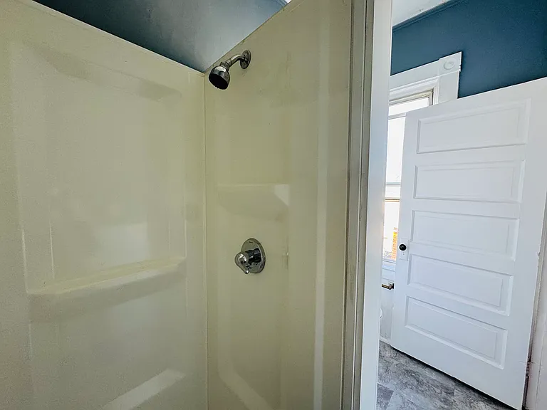 834 Brock Ave #3S — Photo 15