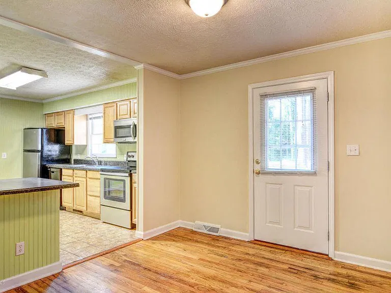 5333 Ridgewood Heights Dr — Photo 10