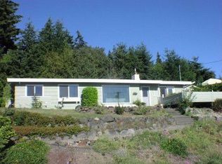 1520 E Lake Dr, Bremerton, WA
