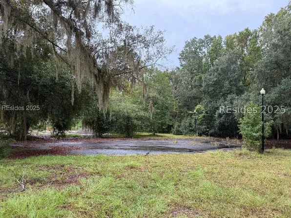 70 Charleston Hwy, Yemassee, SC 29945