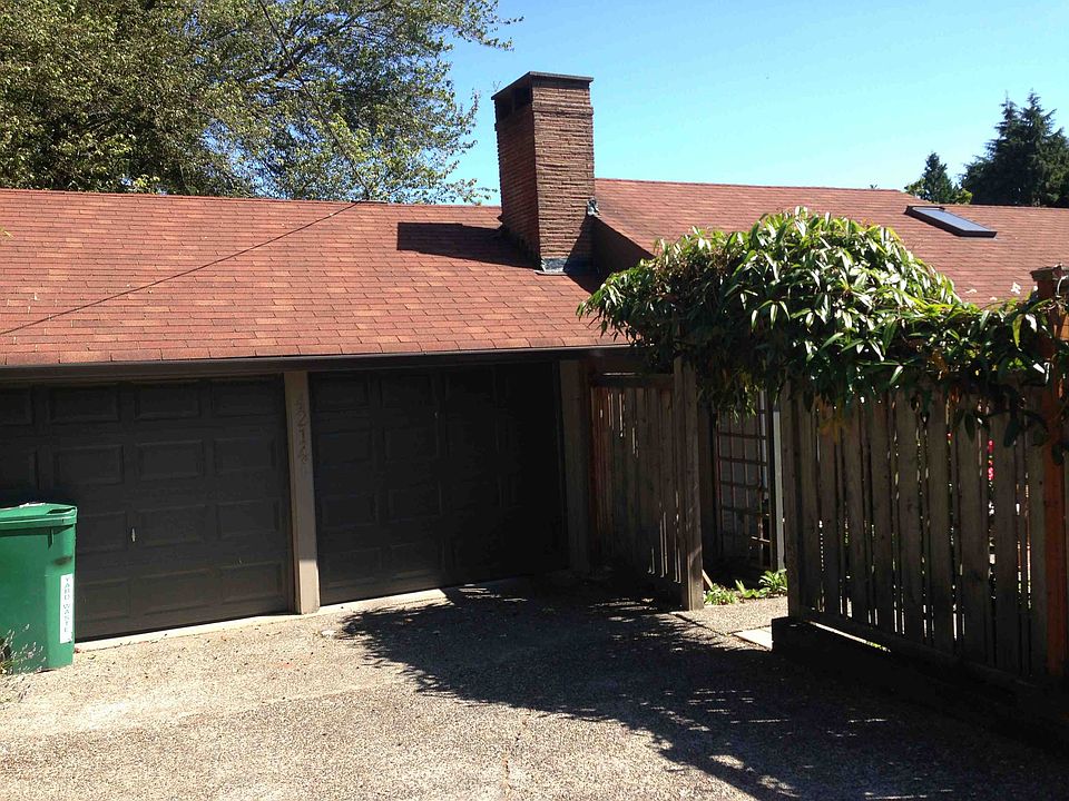 2nd image of 4214 NE 82nd St