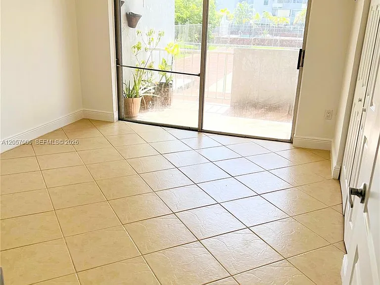 6195 W 18th Ave #G214 — Photo 4