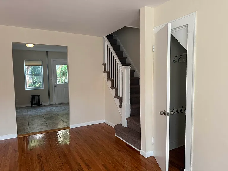 21-35 24th St #1 — Photo 3