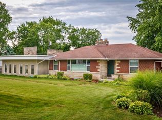 207 Lincoln Hwy W, New Haven, IN 46774