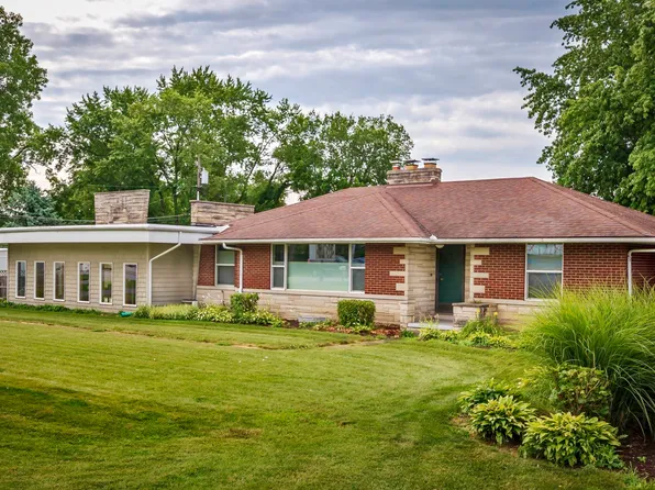 207 Lincoln Hwy W, New Haven, IN 46774