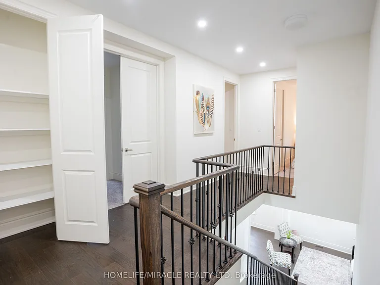 93 Bluebird Blvd — Photo 49