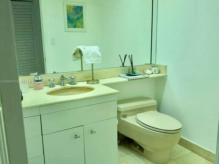 19667 Turnberry Way #12C — Photo 14