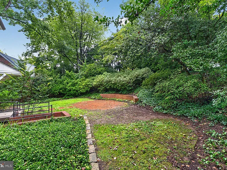 7215 Rollingwood Dr — Photo 28