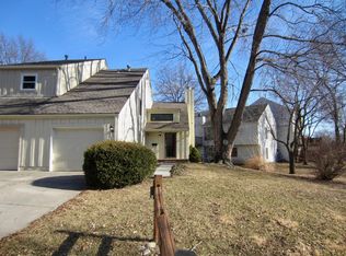 10042 N Locust St, Kansas City, MO 64155