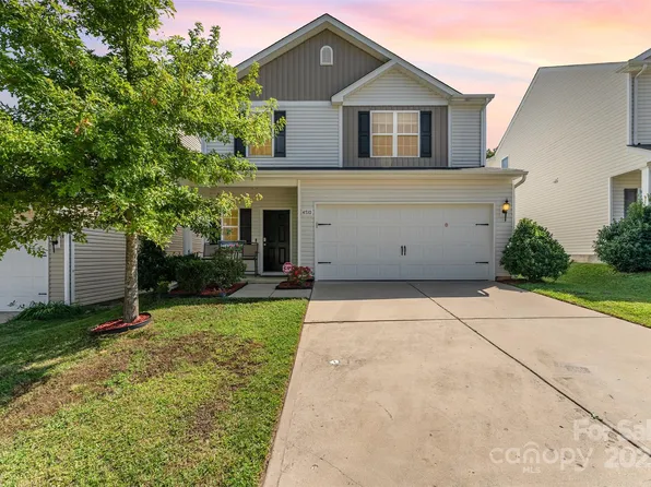 4710 Opus Ln, Charlotte, NC 28214