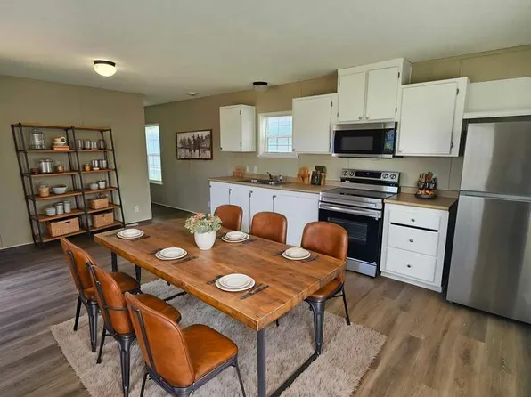 2737 W Washington Ctr #251, Fort Wayne, IN 46818