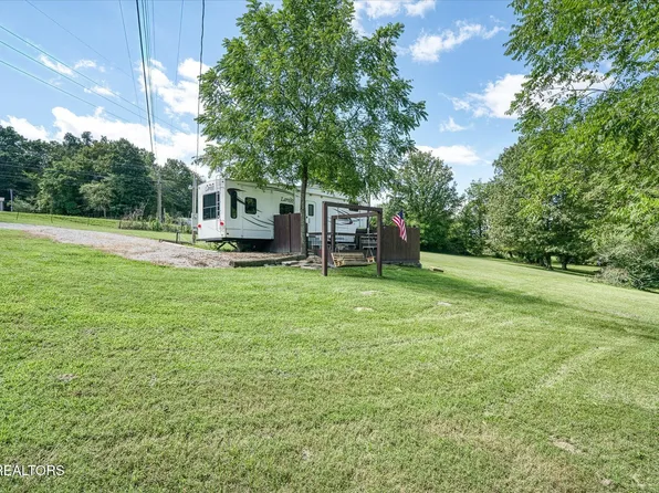 8781 Us Highway 70, Crossville, TN 38555