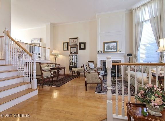 2nd image of 1825 Admiral Ct