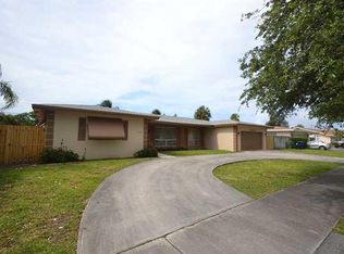 2011 NE 62nd St, Fort Lauderdale, FL 33308