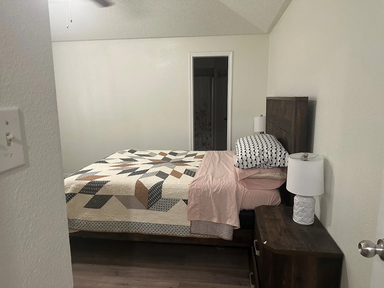 119 Basswood Street - 1 — Photo 3