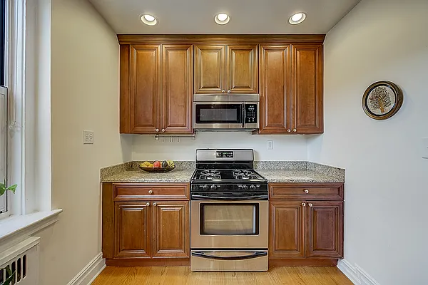 Sold by Keller Williams Realty Landmark II | media 9