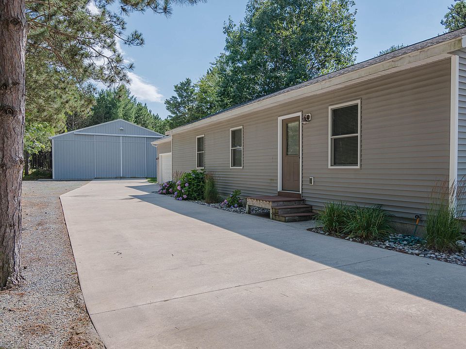 1864 N White Birch Dr, Mears, MI 49436 Zillow