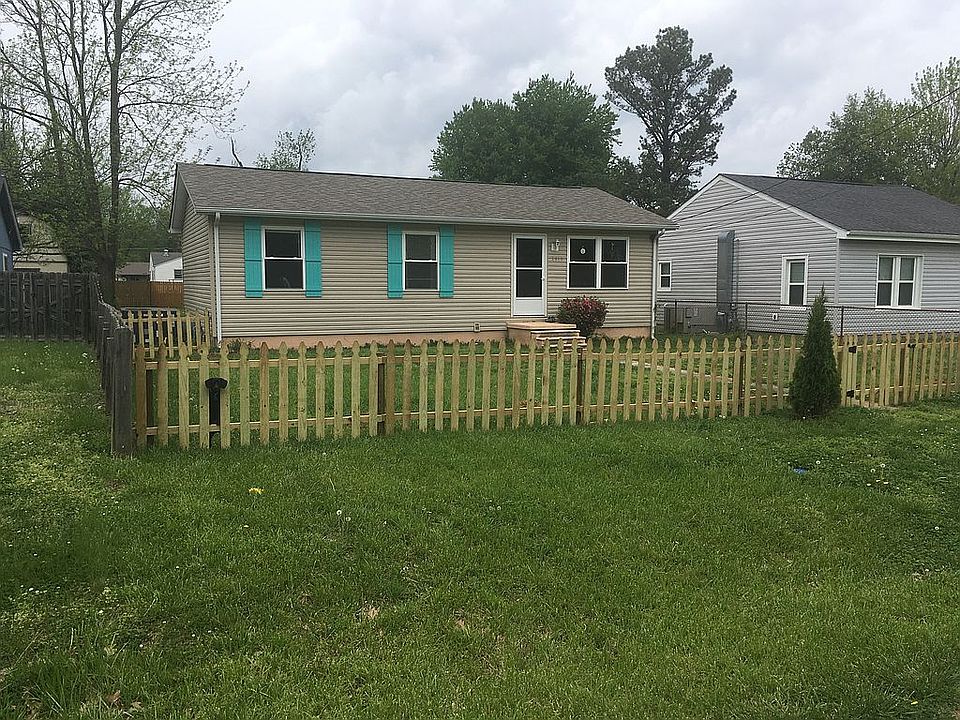 1st image of 2913 Fairmont St