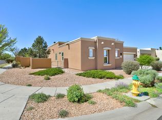 130 E Chili Line Rd, Santa Fe, NM 87508